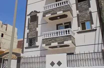 Villa - 2 Bedrooms - 1 Bathroom for sale in Hadayek October - 6 October City - Giza