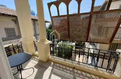 شقة - 2 غرف نوم - 2 حمامات للايجار في شارع محمد مظهر - الزمالك - القاهرة