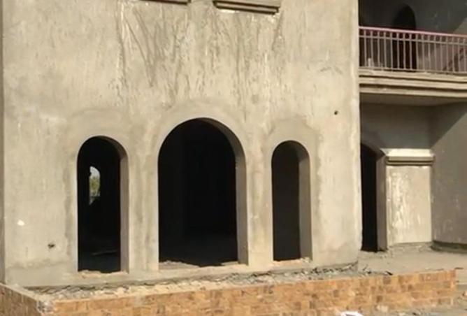 8329252 - Property Image 2