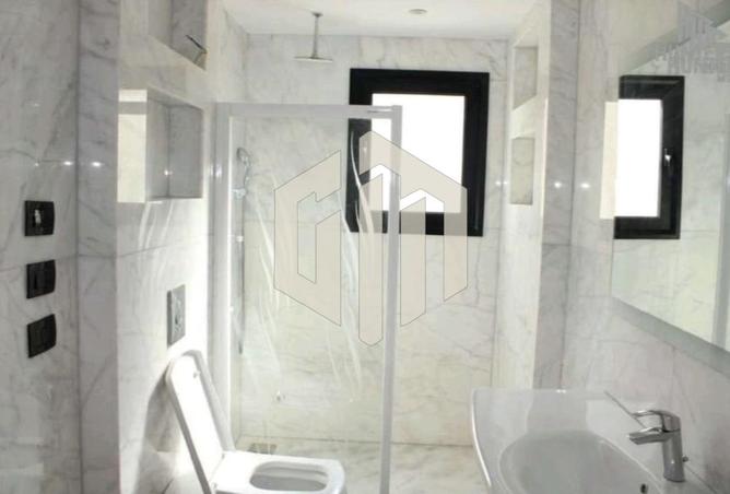 8068301 - Property Image 3