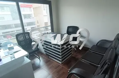 مساحات مكتبية - استوديو - 2 حمامات للايجار في فى90 - شارع التسعين الشمالي - التجمع الخامس - مدينة القاهرة الجديدة - القاهرة