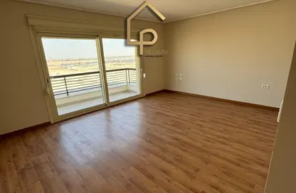 شقة - 3 غرف نوم - 3 حمامات للايجار في نيو جيزة - طريق مصر اسكندرية الصحراوي - مدينة 6 أكتوبر - الجيزة