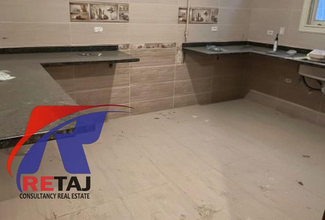 8363903 - Property Image 3