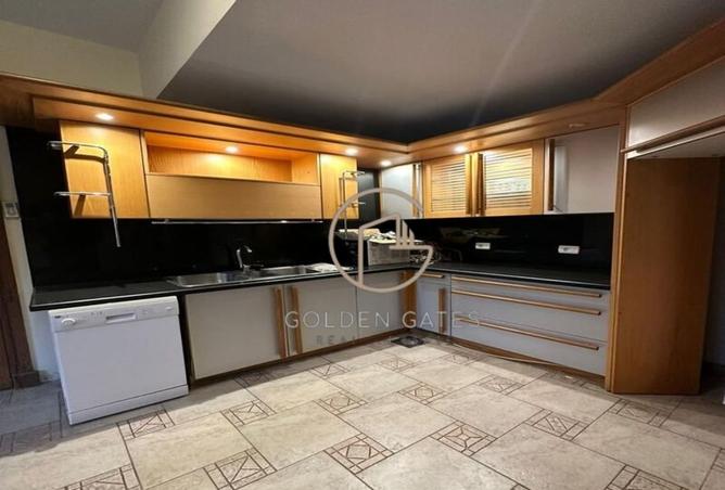 8368810 - Property Image 2