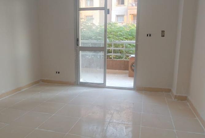 8176126 - Property Image 3