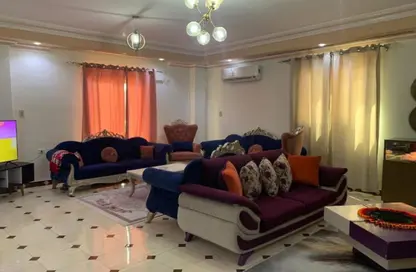 Apartment - 4 Bedrooms - 3 Bathrooms for rent in 8th District - Sheikh Zayed City - Giza