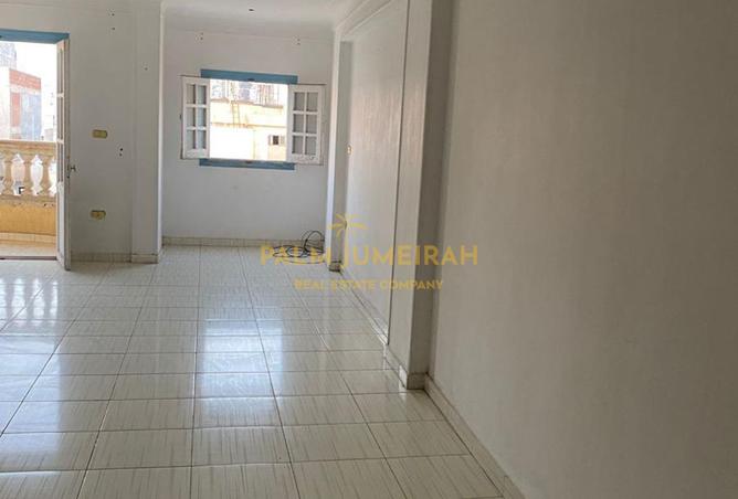8073430 - Property Image 3