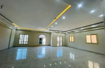 Apartment - 3 Bedrooms - 3 Bathrooms for rent in South Lotus - El Lotus - New Cairo City - Cairo