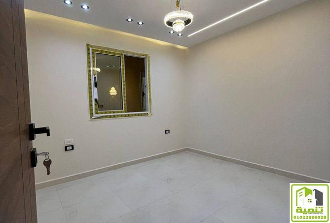 8314313 - Property Image 3