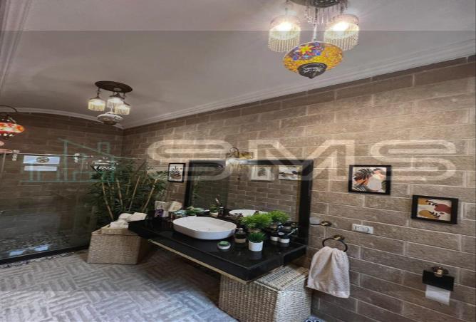 7995080 - Property Image 2