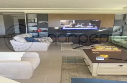 فيلا - 7 غرف نوم - 5 حمامات للبيع في مراسي - سيدي عبد الرحمن - الساحل الشمالي