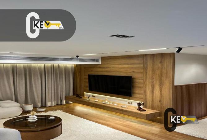 8240081 - Property Image 3