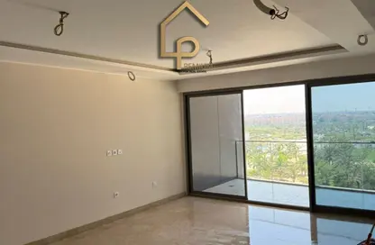 Apartment - 3 Bedrooms - 3 Bathrooms for sale in Village Views - Zed Towers - Sheikh Zayed Compounds - Sheikh Zayed City - Giza