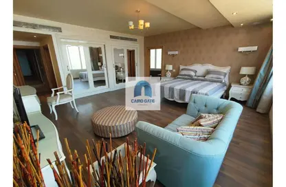 Apartment - 5 Bedrooms - 5 Bathrooms for sale in Cornish El Nile St. - Maadi - Hay El Maadi - Cairo