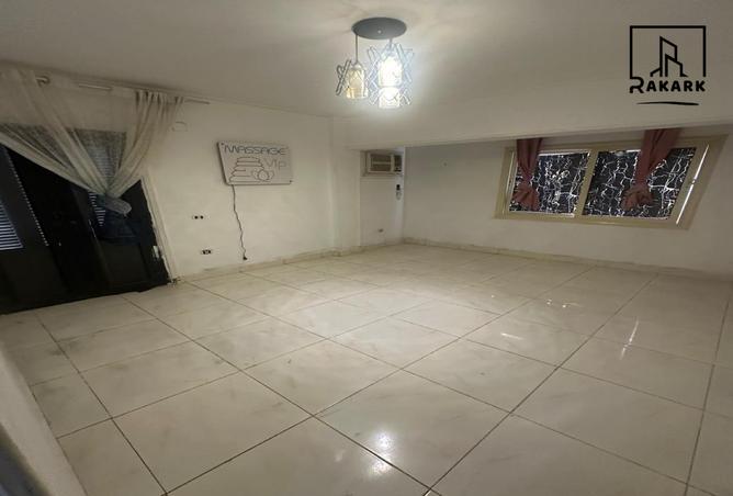 8497418 - Property Image 3