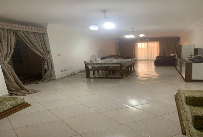 8033336 - Property Image 3