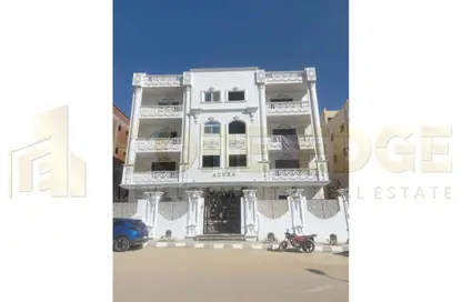 شقة - 3 غرف نوم - 2 حمامات للبيع في شارع المهندس احمد كمال حمدي - الحي السادس عشر - الشيخ زايد - الجيزة