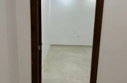 مساحات مكتبية - استوديو - 2 حمامات للايجار في وان قطامية - كمبوندات القطامية - القطامية - مدينة القاهرة الجديدة - القاهرة