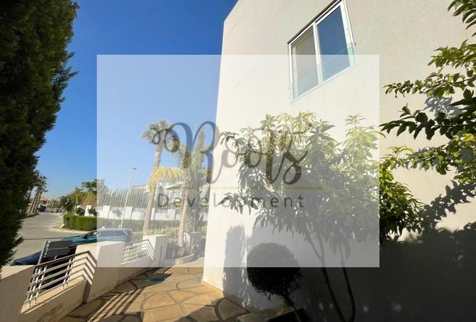 8041653 - Property Image 2