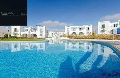 Chalet - 2 Bedrooms - 2 Bathrooms for sale in Mountain View - Ras Al Hekma - North Coast