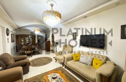 Apartment - 3 Bedrooms - 2 Bathrooms for sale in Mahmoud Al Essawy St. - Miami - Hay Awal El Montazah - Alexandria