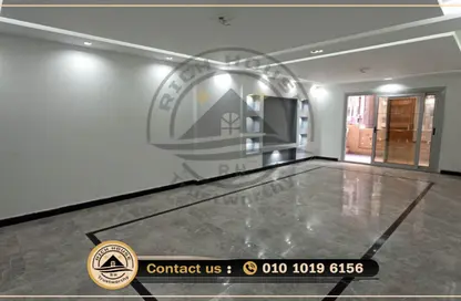Apartment - 3 Bedrooms - 3 Bathrooms for rent in Zaki Ragab St. - Smouha - Hay Sharq - Alexandria