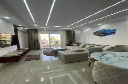 Apartment - 3 Bedrooms - 2 Bathrooms for rent in 8th District - Sheikh Zayed City - Giza