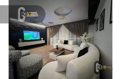 Apartment - 3 Bedrooms - 2 Bathrooms for rent in El Rehab Extension - Al Rehab - New Cairo City - Cairo