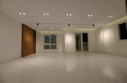 Apartment - 3 Bedrooms - 3 Bathrooms for sale in Mohi Al Din Abou El Ezz St. - Dokki - Giza