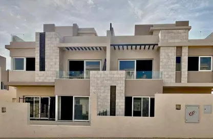 منزل مزدوج - 3 غرف نوم - 3 حمامات للبيع في تواني هايد بارك - كمبوندات 6 أكتوبر - مدينة 6 أكتوبر - الجيزة