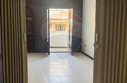 Apartment - 3 Bedrooms - 1 Bathroom for sale in Syria St. - Roushdy - Hay Sharq - Alexandria