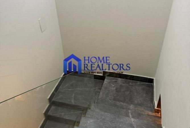 8389430 - Property Image 2