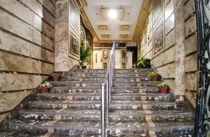 مساحات مكتبية - استوديو - 1 حمام للايجار في كليوباترا - حي شرق - الاسكندرية