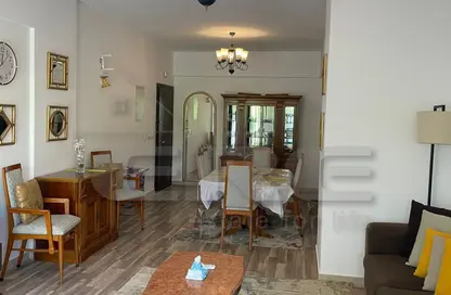 شقة - 3 غرف نوم - 2 حمامات للايجار في مون ريزيدنس - فيفث سكوير - التجمع الخامس - مدينة القاهرة الجديدة - القاهرة