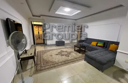 Apartment - 2 Bedrooms - 2 Bathrooms for rent in Al Narges 2 - Al Narges - New Cairo City - Cairo