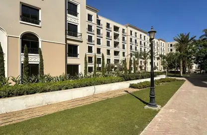 Apartment - 3 Bedrooms - 2 Bathrooms for sale in Village West - Sheikh Zayed Compounds - Sheikh Zayed City - Giza
