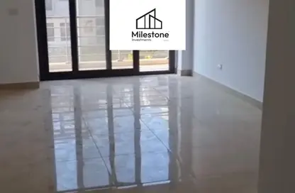 Apartment - 3 Bedrooms - 2 Bathrooms for sale in Moon Residences - Fifth Square - The 5th Settlement - New Cairo City - Cairo