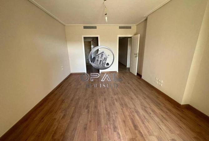 8221139 - Property Image 2