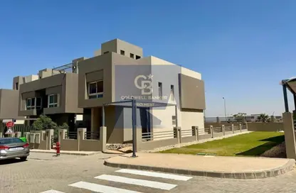 Townhouse - 3 Bedrooms - 4 Bathrooms for sale in Etapa - Sheikh Zayed Compounds - Sheikh Zayed City - Giza