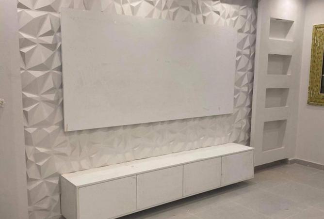 8188017 - Property Image 2