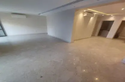 شقة - 3 غرف نوم - 3 حمامات للايجار في ذا كورت ياردز - كمبوندات الشيخ زايد - الشيخ زايد - الجيزة
