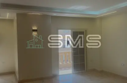 Apartment - 3 Bedrooms - 2 Bathrooms for rent in Grand Cesar - South Investors Area - New Cairo City - Cairo