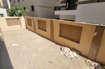 Apartment - 3 Bedrooms - 2 Bathrooms for sale in North Lotus - El Lotus - New Cairo City - Cairo