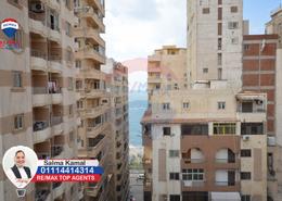 شقة - 5 غرف نوم for للبيع in متفرع من شارع جمال عبد الناصر - المندرة - حي ثان المنتزة - الاسكندرية
