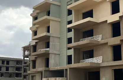 Apartment - 3 Bedrooms - 2 Bathrooms for sale in Green 6 - 6 October Compounds - 6 October City - Giza