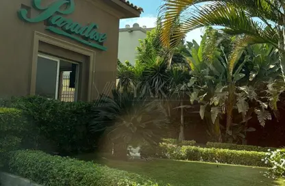 فيلا - 6 غرف نوم - 7 حمامات للبيع في بارادايس - امتداد المستثمرين الشمالية - مدينة القاهرة الجديدة - القاهرة