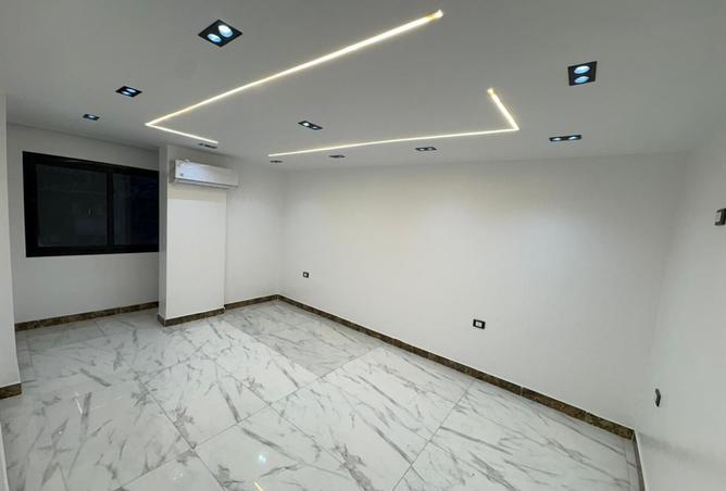 8353984 - Property Main Image