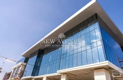 Office Space - Studio - 1 Bathroom for sale in Golden Gate - South Teseen St. - The 5th Settlement - New Cairo City - Cairo