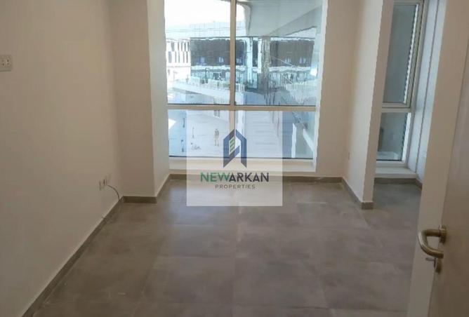 8260325 - صورة العقار 3