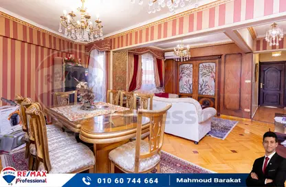 شقة - 3 غرف نوم - 2 حمامات للبيع في طريق الجيش - السرايا - سيدي بشر - حي اول المنتزة - الاسكندرية